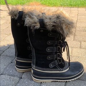 Sorel Joan of Arctic